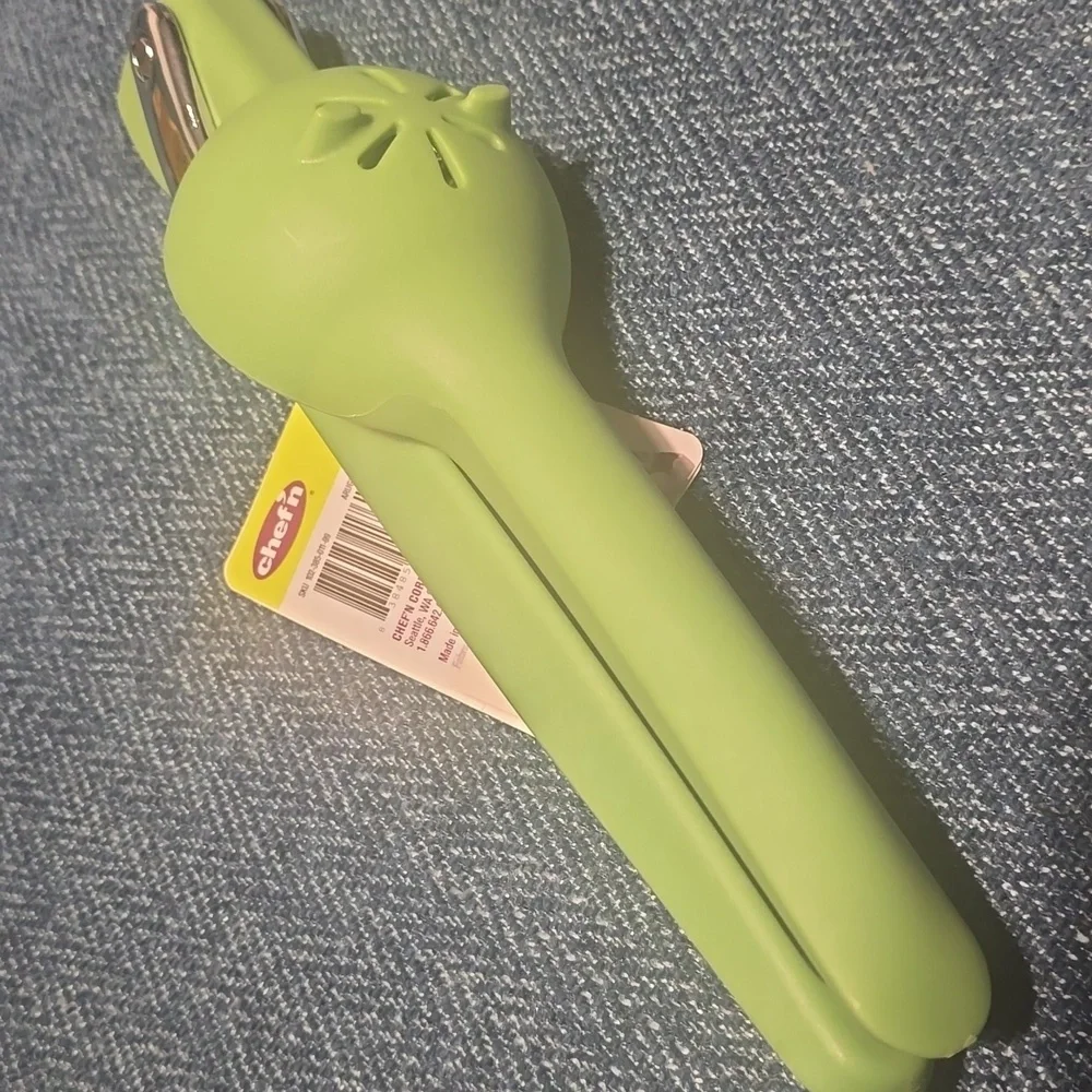 ♥️BUY 2 GET 1 FREE Chef’n FreshForce Lime Citrus Juicer, Retail Price $27.95 USD
